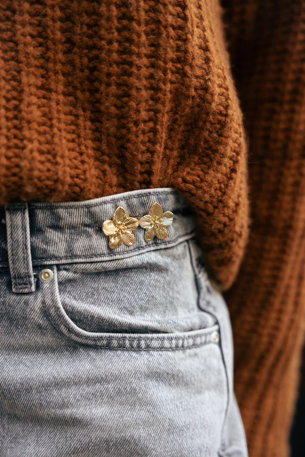 Flower Gold - Stilvoller Jeans Pin